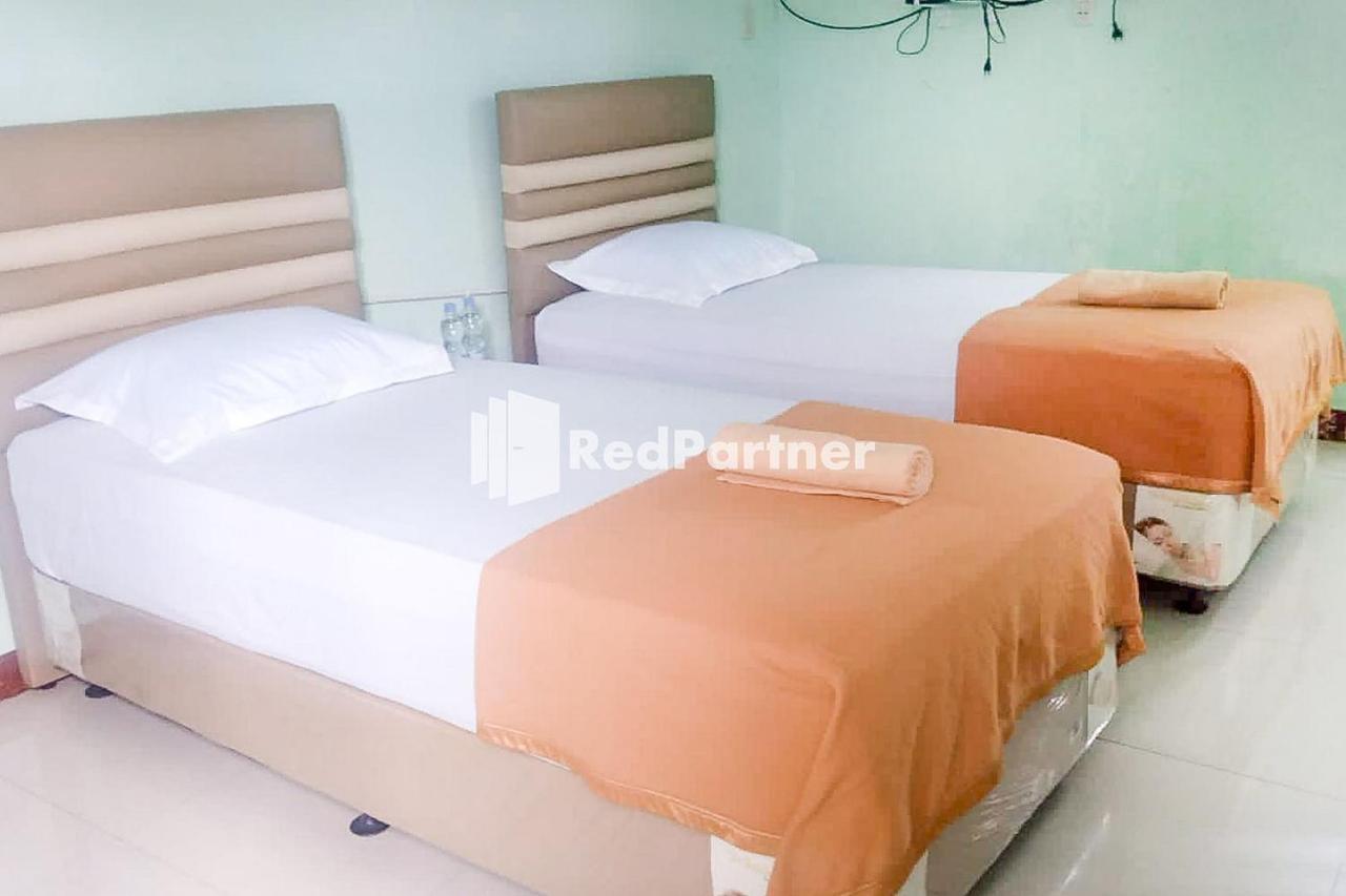 Sutomo Indah Homestay Syariah Mitra Reddoorz Padangsidimpuan Εξωτερικό φωτογραφία
